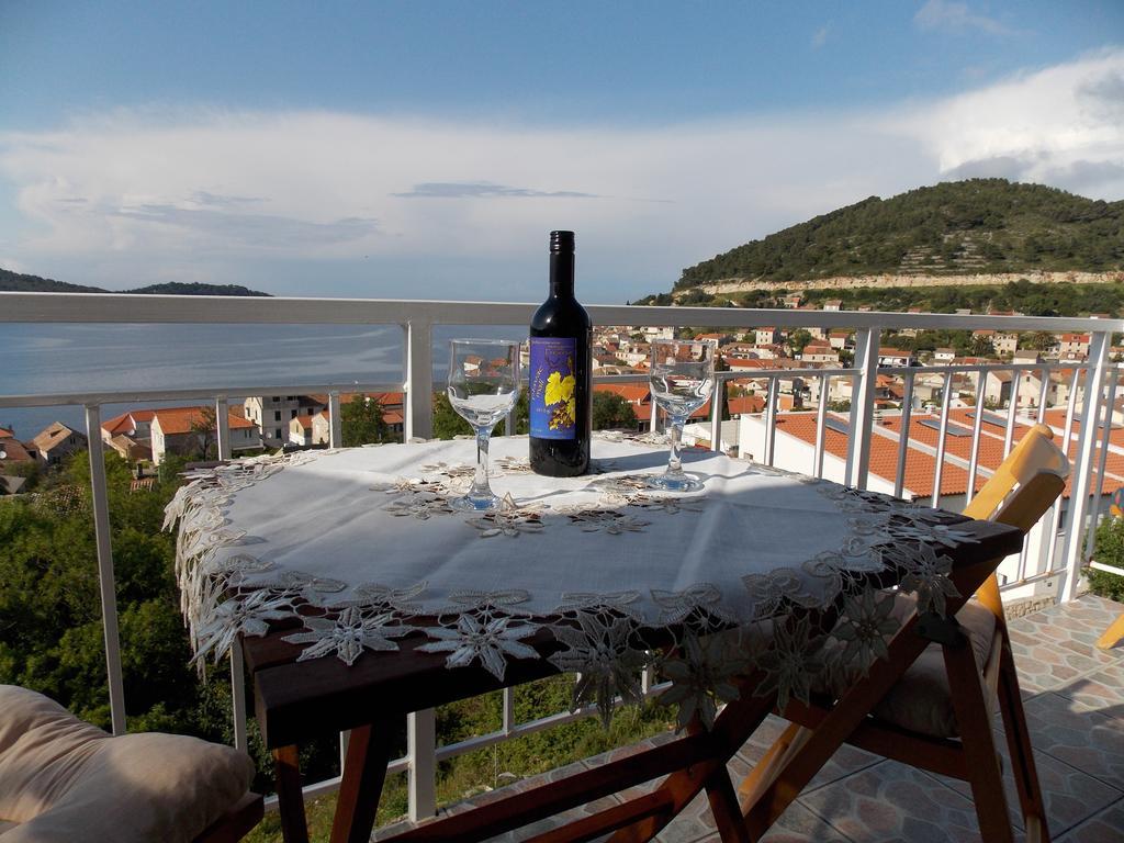 Apartment Pecarevic - A Holiday With A Stunning View Vis Værelse billede